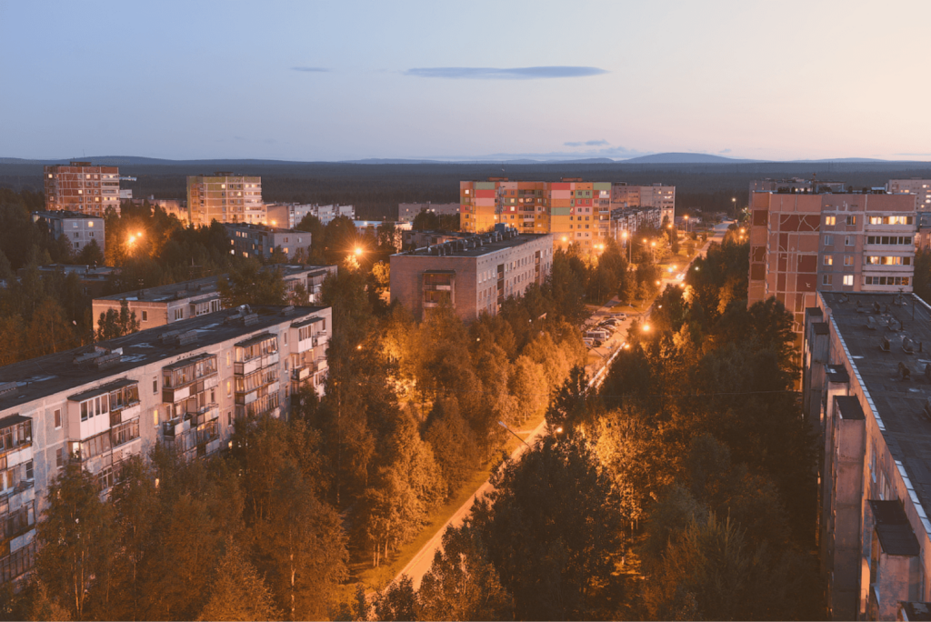 Полярные ночи и северное сияние Карнавал в Заполярье и самая северная АЭС в Европе: как живут в Полярных Зорях