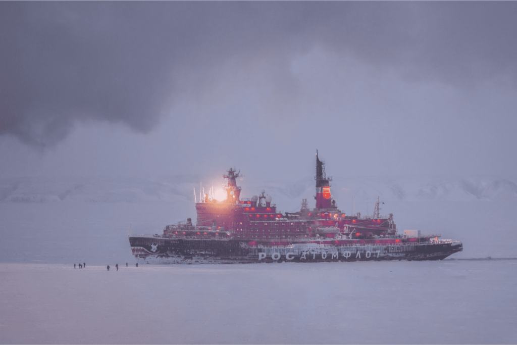 Город с уникальной атомной станцией Прогулка по Певеку: город ромашек, ветров и полярных ночей