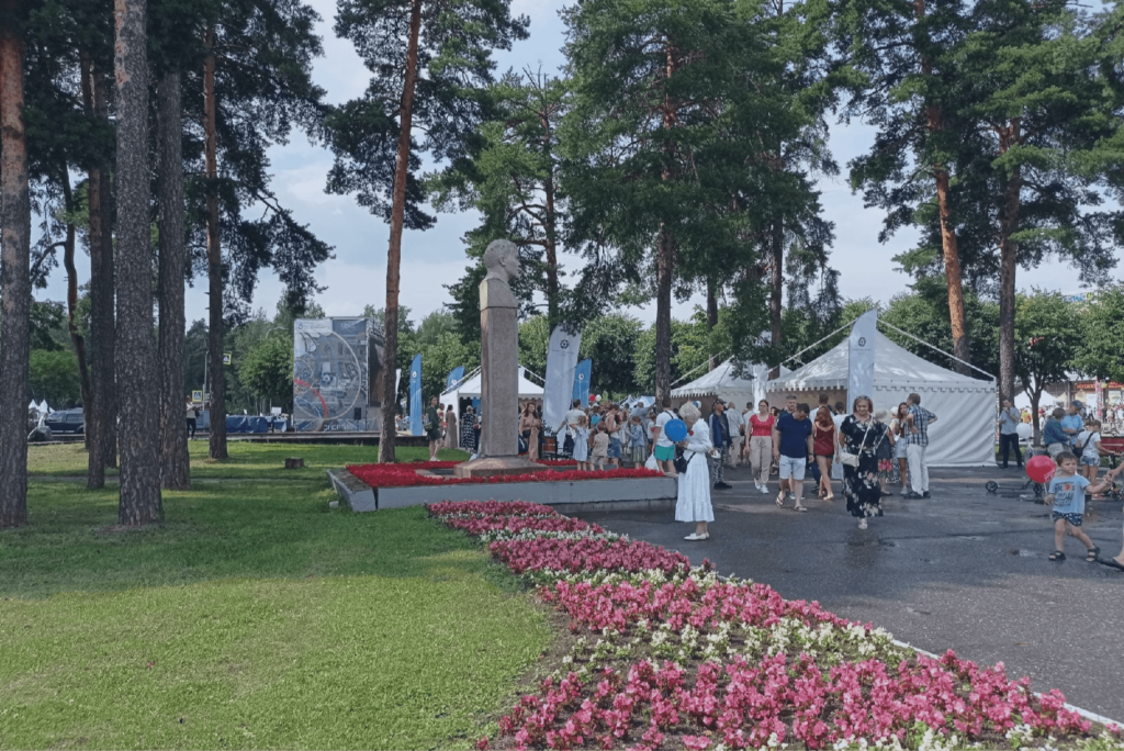 «Сюда хочется вернуться»: почему предприниматель Иван Писарев развивает бизнес в Сосновом Бору