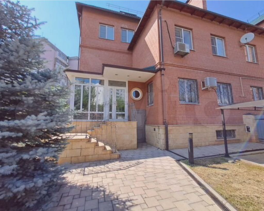 15 млн руб., Волгодонск Жить как купец или выбрать квартиру у воды — нашли самое дорогое и дешёвое жильё в атомградах