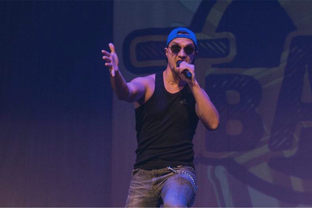 Не могу без сцены Гараж, педали, «Батарейка»: атомщик из Балаково с необычными увлечениями