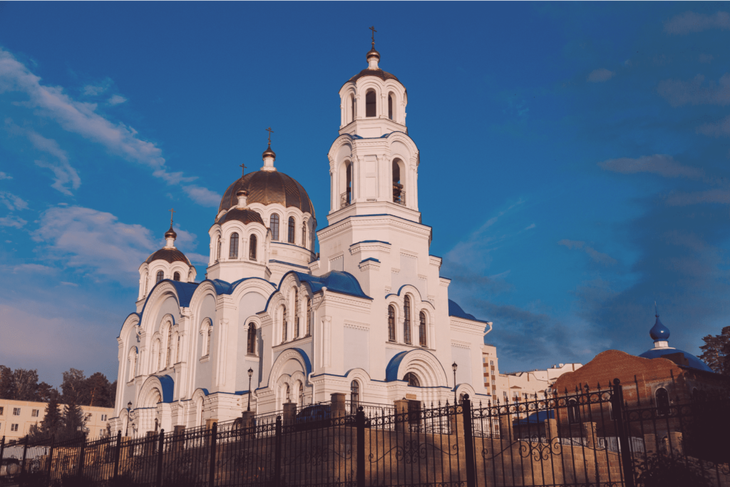 Аллеи для прогулок Как провести выходные в Заречном